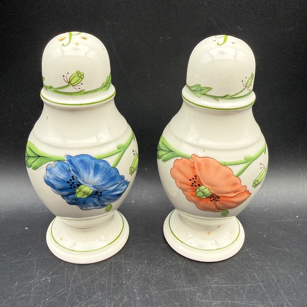 Villeroy & Boch AMAPOLA Poppies Salt & Pepper Shaker Pair Vintage Floral Cottage
